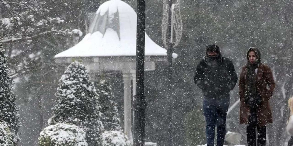 Soğuk hava ve kar yağışı nedeniyle dört ilde eğitime ara verildi